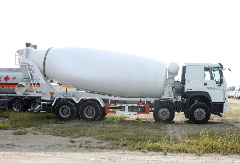 Sinotruk 8x4 Cement Mixer Truck