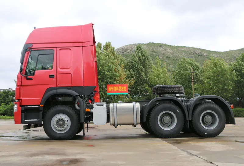 Sinotruk Howo 380HP Tractor Truck